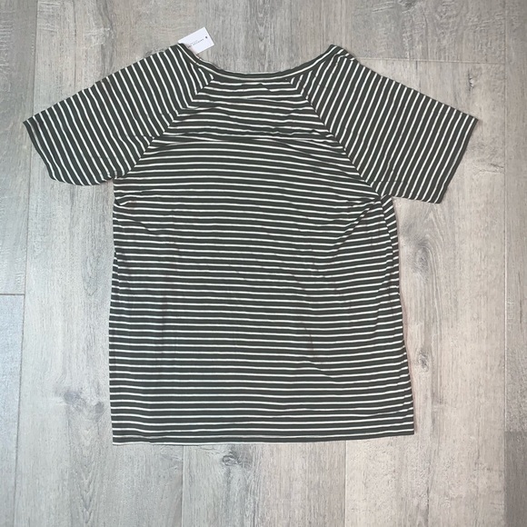 NWT American Eagle Soft and Sexy Striped Shirt - Picture 2 of 3
